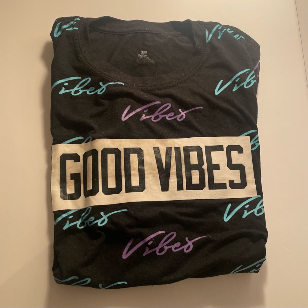 Good vibes mens t shirt